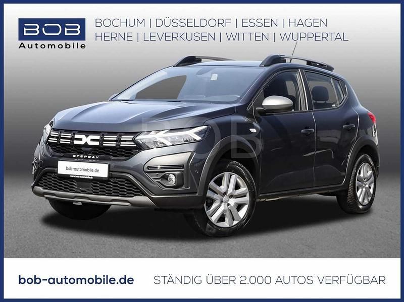Comete Gebraucht 2023 Dacia Sandero Expression Kleinwagen | 17.888 € (Fairer Preis) - Bild 1/3