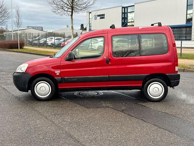 Gebraucht Citroën Berlingo First 75 PS (55 kW) 2009 Rot Van / Kleinbus