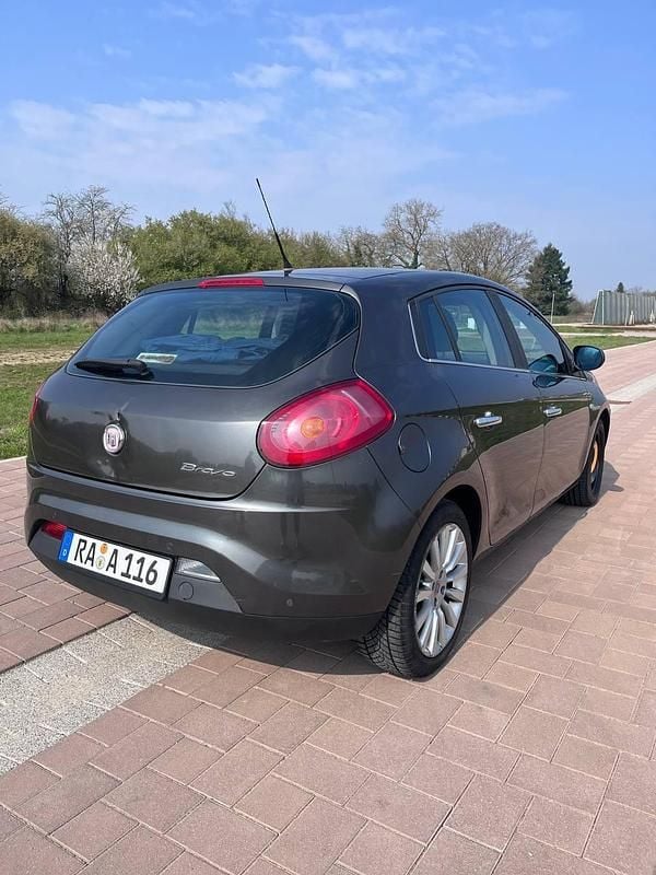 Gebraucht Fiat Bravo 120 PS (88 kW) 2007 Grau Kleinwagen