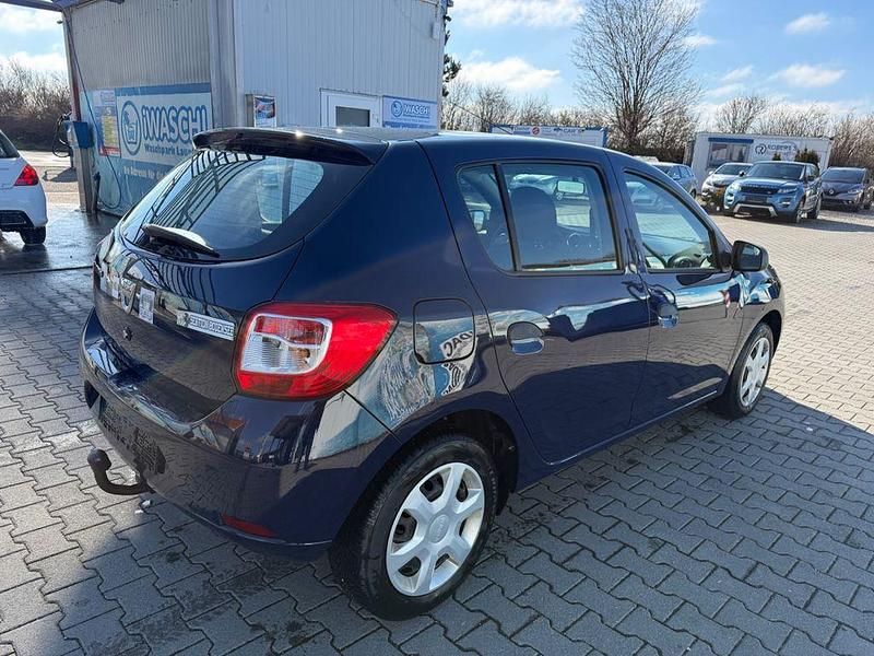 Gebraucht Dacia Sandero Ambiance 75 PS (55 kW) 2015 Blau Limousine