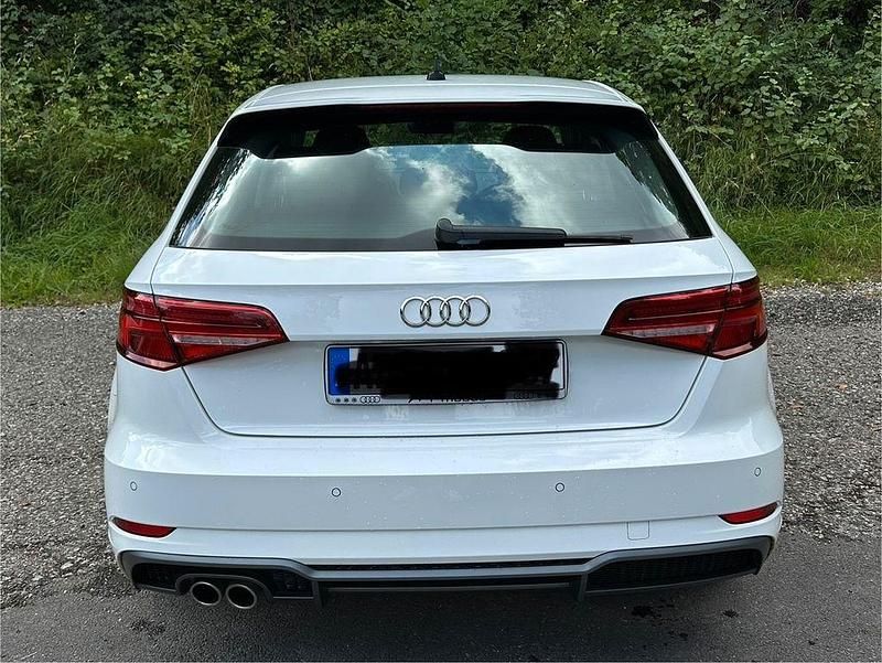Gebraucht Audi A3 S-Line 150 PS (110 kW) 2018 Weiß Limousine