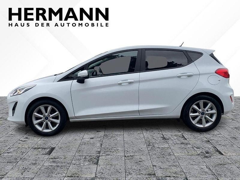 Gebraucht Ford Fiesta Cool & Connect 101 PS (74 kW) 2018 Weiß Kleinwagen