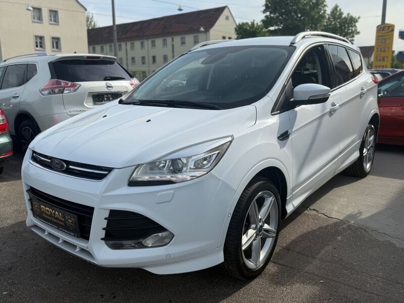 Weiß Gebraucht 2016 Ford Kuga Individual SUV | 13.799 € (Guter Preis) - Bild 1/4