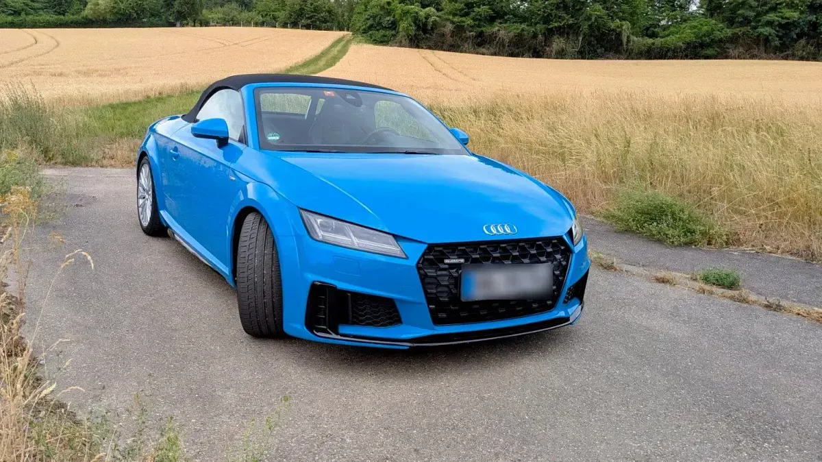 Gebraucht Audi TT Roadster 245 PS (180 kW) 2019 Blau Cabrio