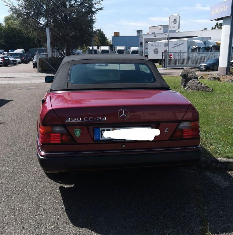 Gebraucht Mercedes 300 220 PS (161 kW) 1993 Rot Cabrio