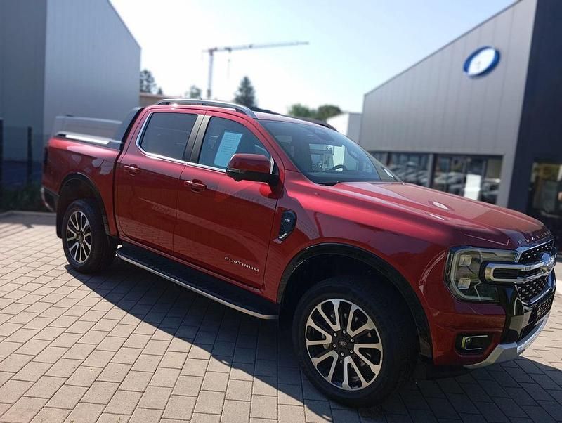 Neu Ford Ranger Platinum 241 PS (177 kW) 2025 Rot Pickup