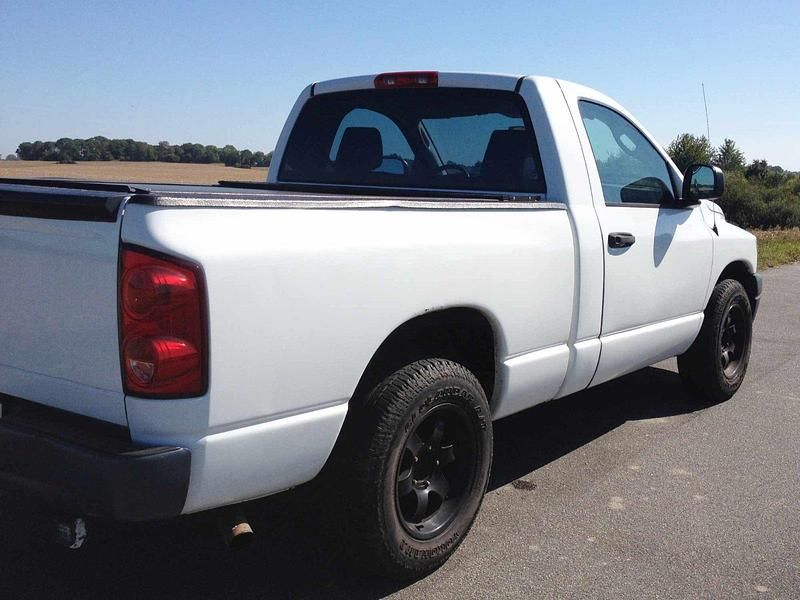 Gebraucht Dodge Ram 238 PS (175 kW) 2009 Weiß Pickup