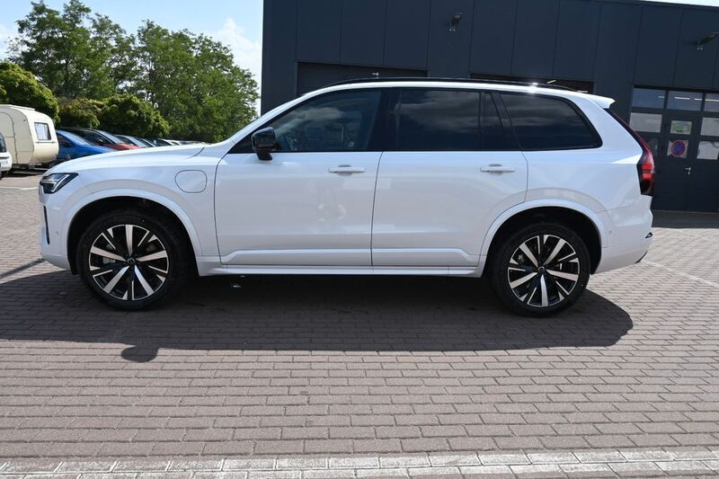 Second-hand Volvo XC90 Plus 455 CP (334 kW) 2025 Alb SUV