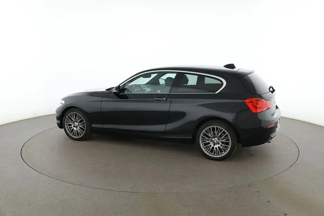 Gebraucht BMW 116 2019 Schwarz Kleinwagen
