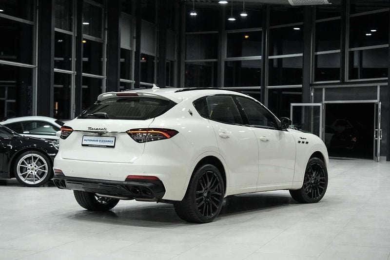 Gebraucht Maserati Levante 349 PS (256 kW) 2024 Weiß SUV