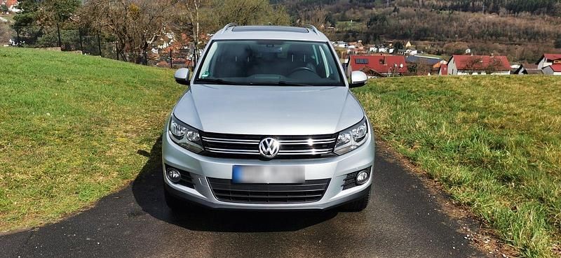 Gebraucht VW Tiguan Edition 200 PS (147 kW) 2017 Silber SUV