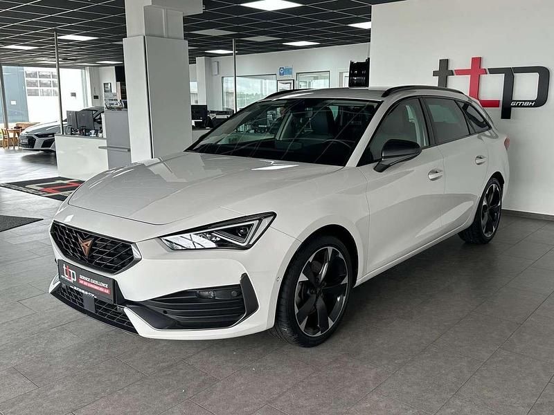 Gebraucht Cupra Leon 150 PS (110 kW) 2024 "candy" weiss Kombi