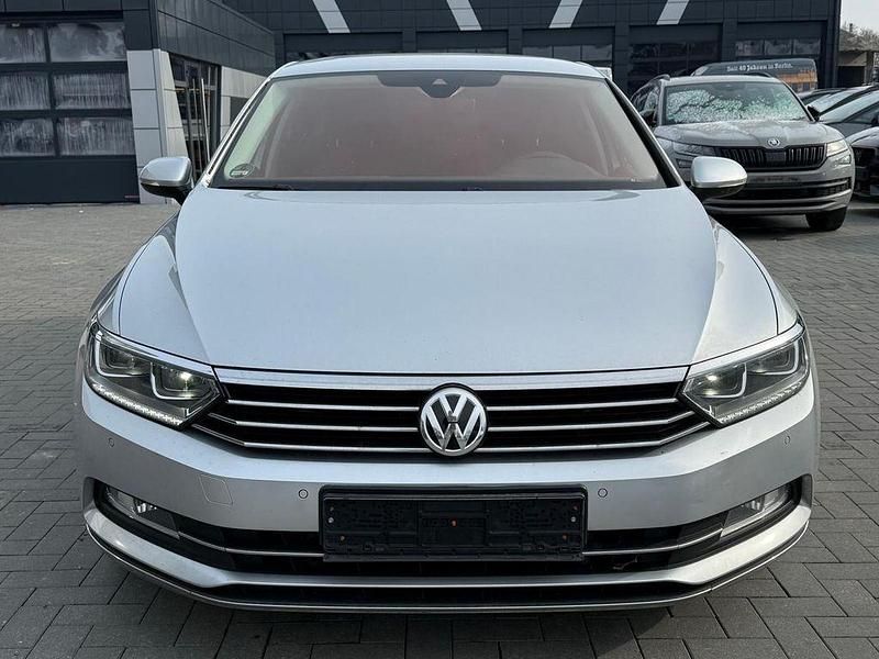 Gebraucht VW Passat Highline 179 PS (131 kW) 2015 Silber Limousine