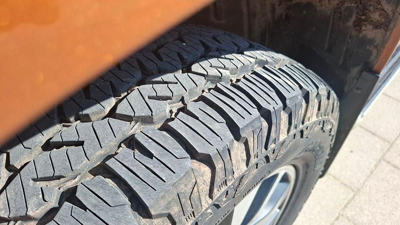 Gebraucht Nissan Navara 190 PS (139 kW) 2017 Orange Pickup