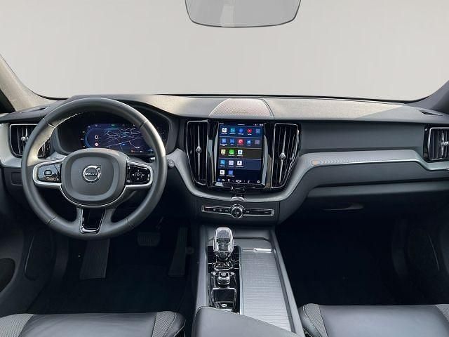 Gebraucht Volvo XC60 Plus 197 PS (144 kW) 2022 Grau SUV