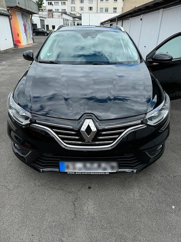 Schwarz Gebraucht 2017 Renault Mégane GrandTour Bose Edition Kombi | 8.900 € (Guter Preis) - Bild 1/4