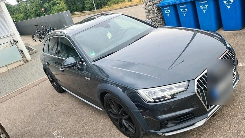 Grau Gebraucht 2016 Audi A4 Kombi | 14.200 € - Bild 1/4