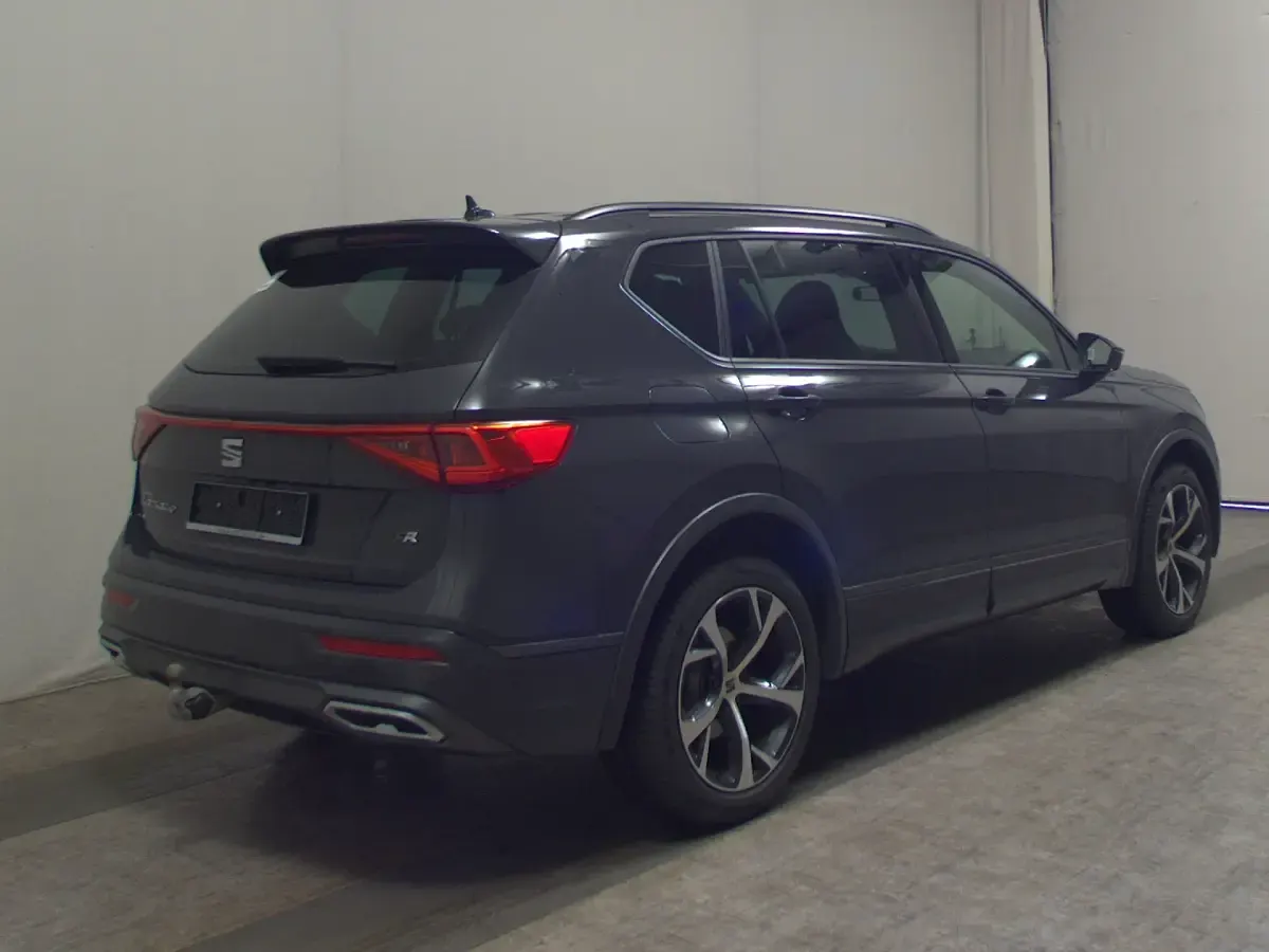 Gebraucht Seat Tarraco FR-Line 150 PS (110 kW) 2024 Uranograu SUV