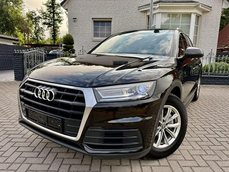 Schwarz Gebraucht 2018 Audi Q5 Comfort SUV | 15.000 € - Bild 1/4