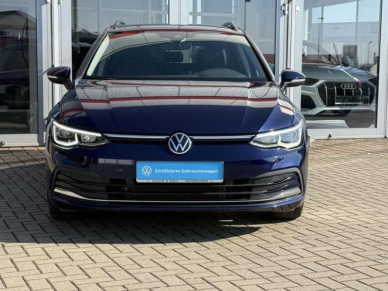 Gebraucht VW Golf VIII Style 131 PS (96 kW) 2021 Blau metallic Kombi