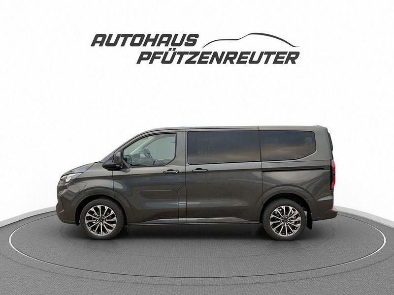 Neu Ford Tourneo Titanium 170 PS (125 kW) 2025 Grau Van / Kleinbus