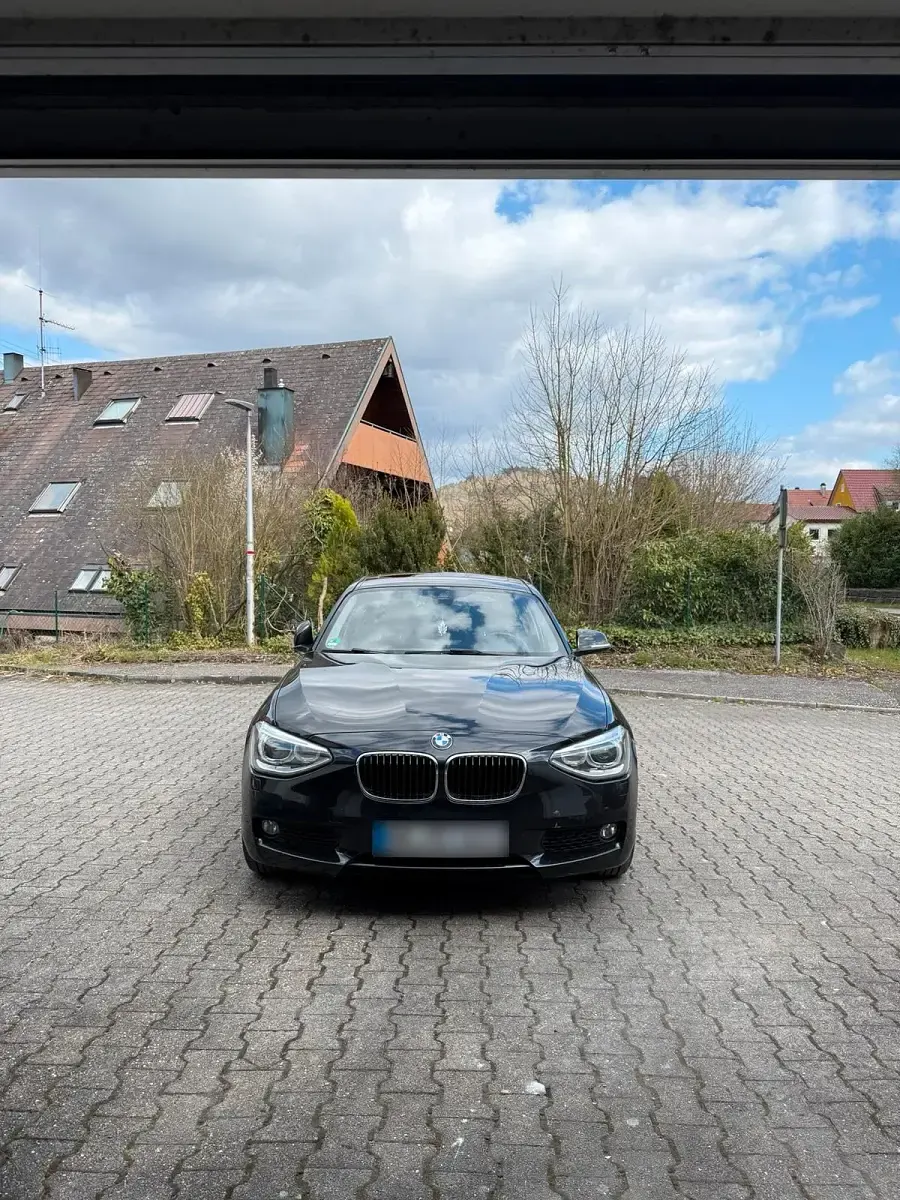 Gebraucht BMW 116 136 PS (100 kW) 2013 Schwarz Kleinwagen