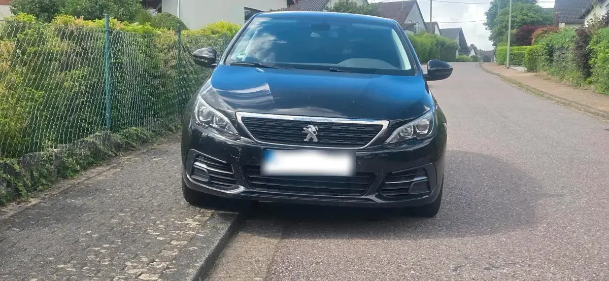 Gebraucht Peugeot 308 SW 131 PS (96 kW) 2020 Schwarz Kombi