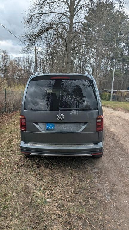 Gebraucht VW Caddy 125 PS (91 kW) 2018 Grau Van / Kleinbus