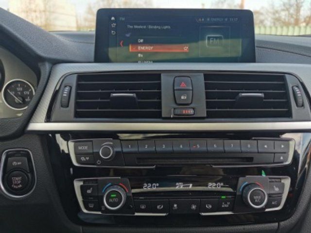 Gebraucht BMW 330 M Sport 252 PS (185 kW) 2017 Schwarz metallic Kombi