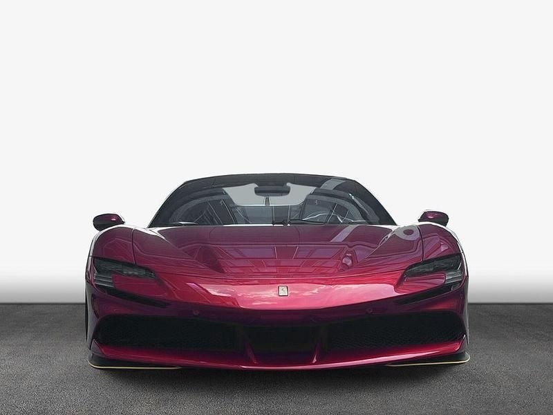Gebraucht Ferrari SF90 2022 Rot Cabrio