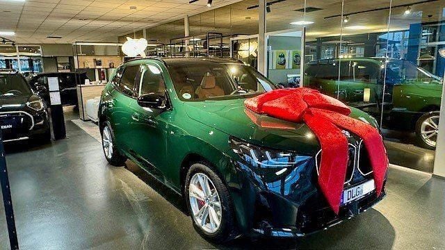 Individuallack britishracing Gebraucht 2025 BMW X3 Performance SUV | 78.601 € (Teuer) - Bild 1/4