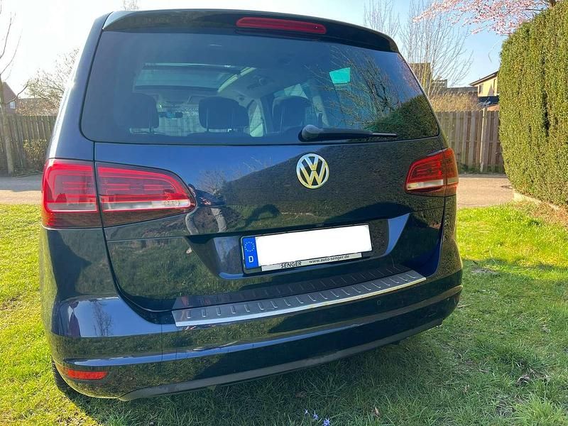 Gebraucht VW Sharan Allstar 184 PS (135 kW) 2016 Blau Van / Kleinbus