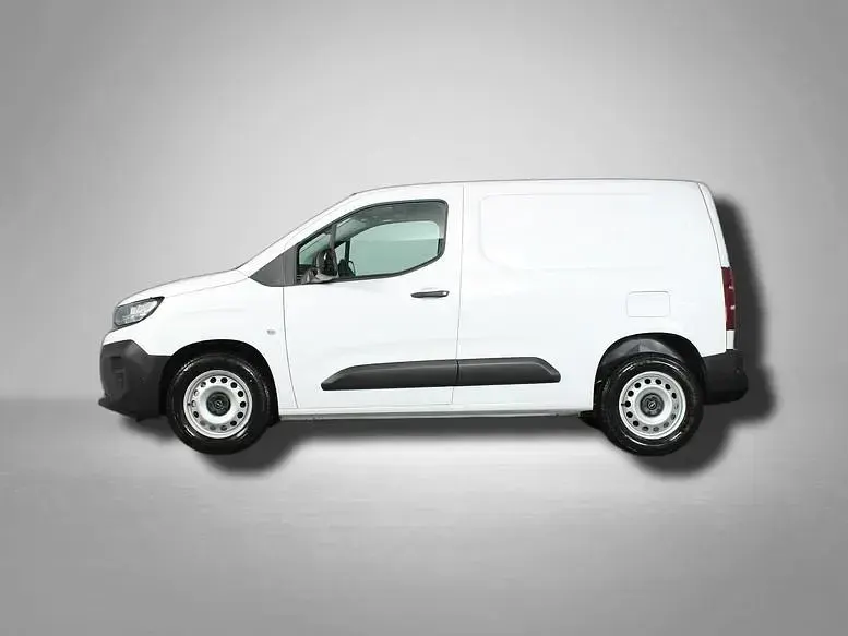 Neu Opel Combo 102 PS (75 kW) 2025 Kaolin weiß Van / Kleinbus