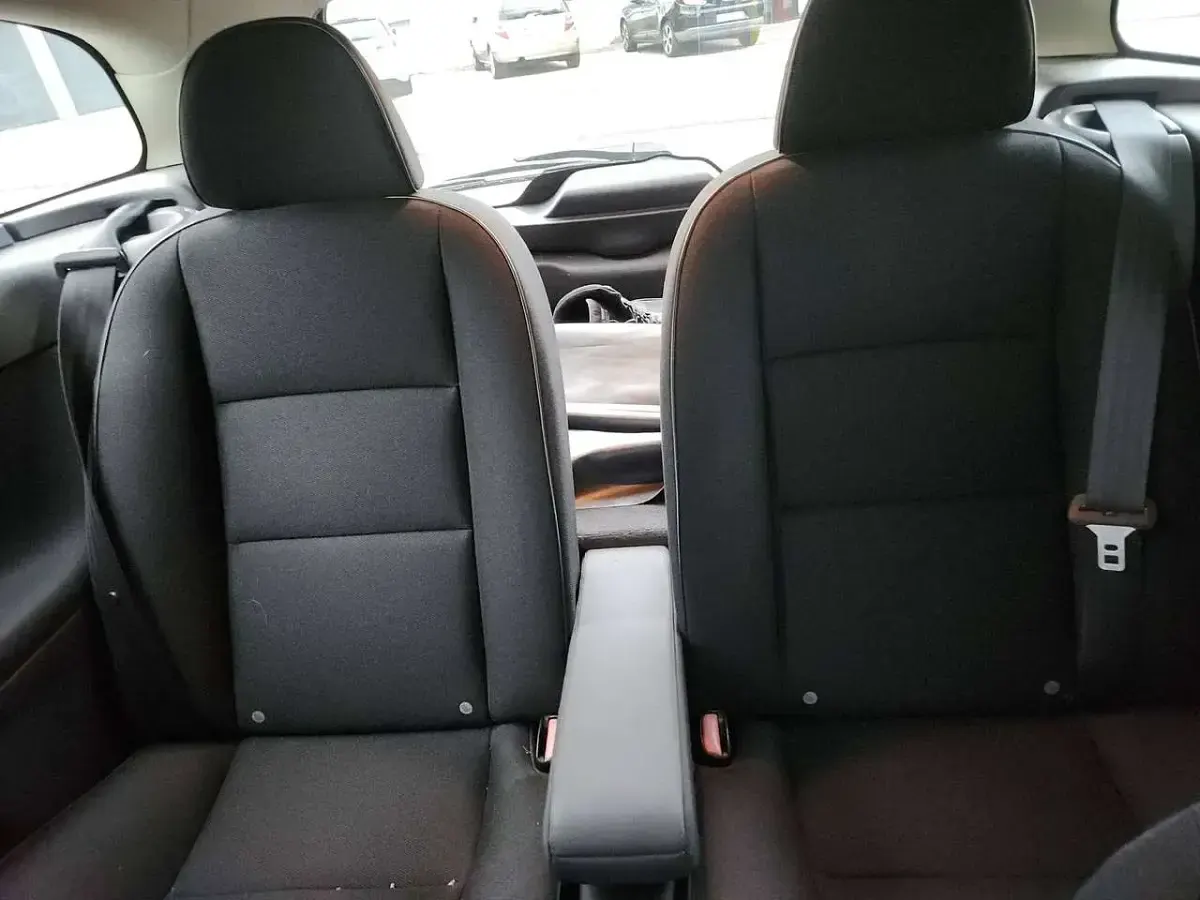 Gebraucht Volvo C30 Momentum 114 PS (83 kW) 2011 Weiß Kleinwagen