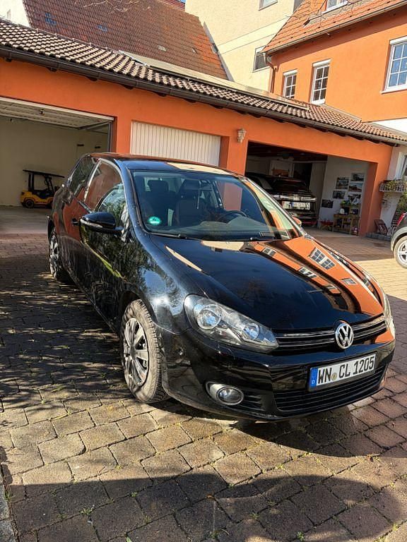 Gebraucht VW Golf VI Team 80 PS (58 kW) 2010 Schwarz Kleinwagen