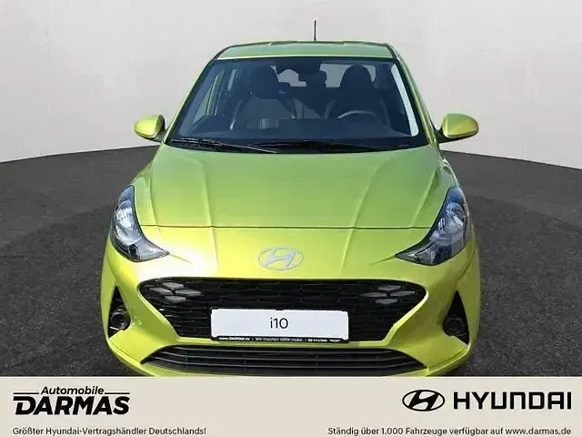 Gebraucht Hyundai i10 Trend 80 PS (58 kW) 2025 Gelb Kleinwagen