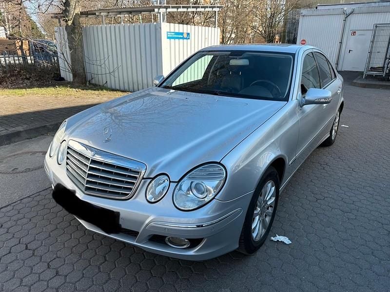 Gebraucht Mercedes 280 Elegance 190 PS (139 kW) 2008 Silber Limousine