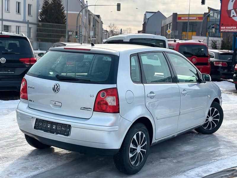 Gebraucht VW Polo 75 PS (55 kW) 2003 Silber Kleinwagen