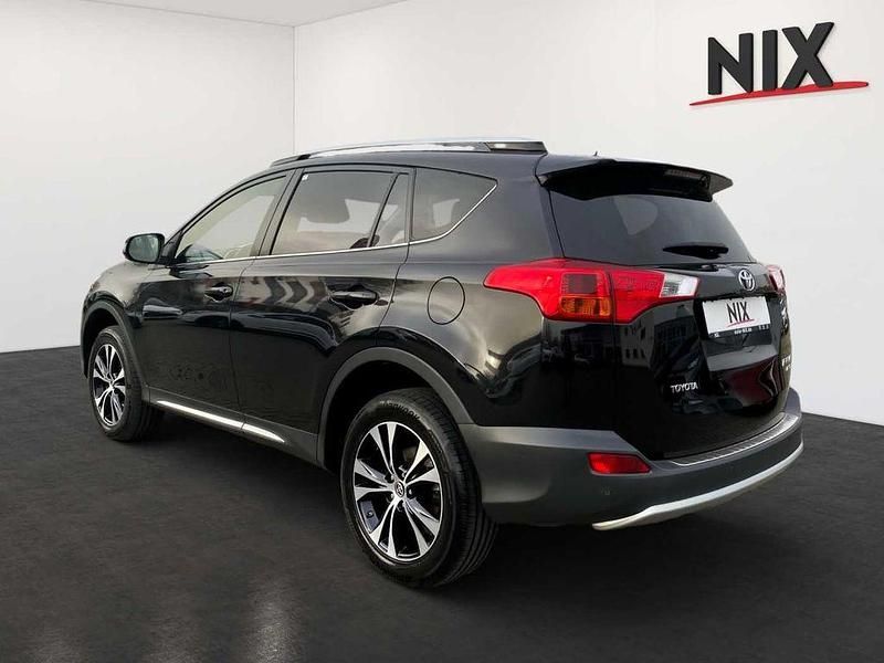 Gebraucht Toyota RAV4 Edition 152 PS (111 kW) 2015 Mysticschwarz mica SUV