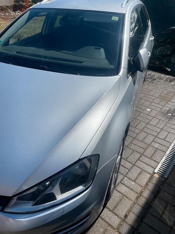 Gebraucht VW Golf VII LOUNGE 110 PS (80 kW) 2015 Silber Kombi