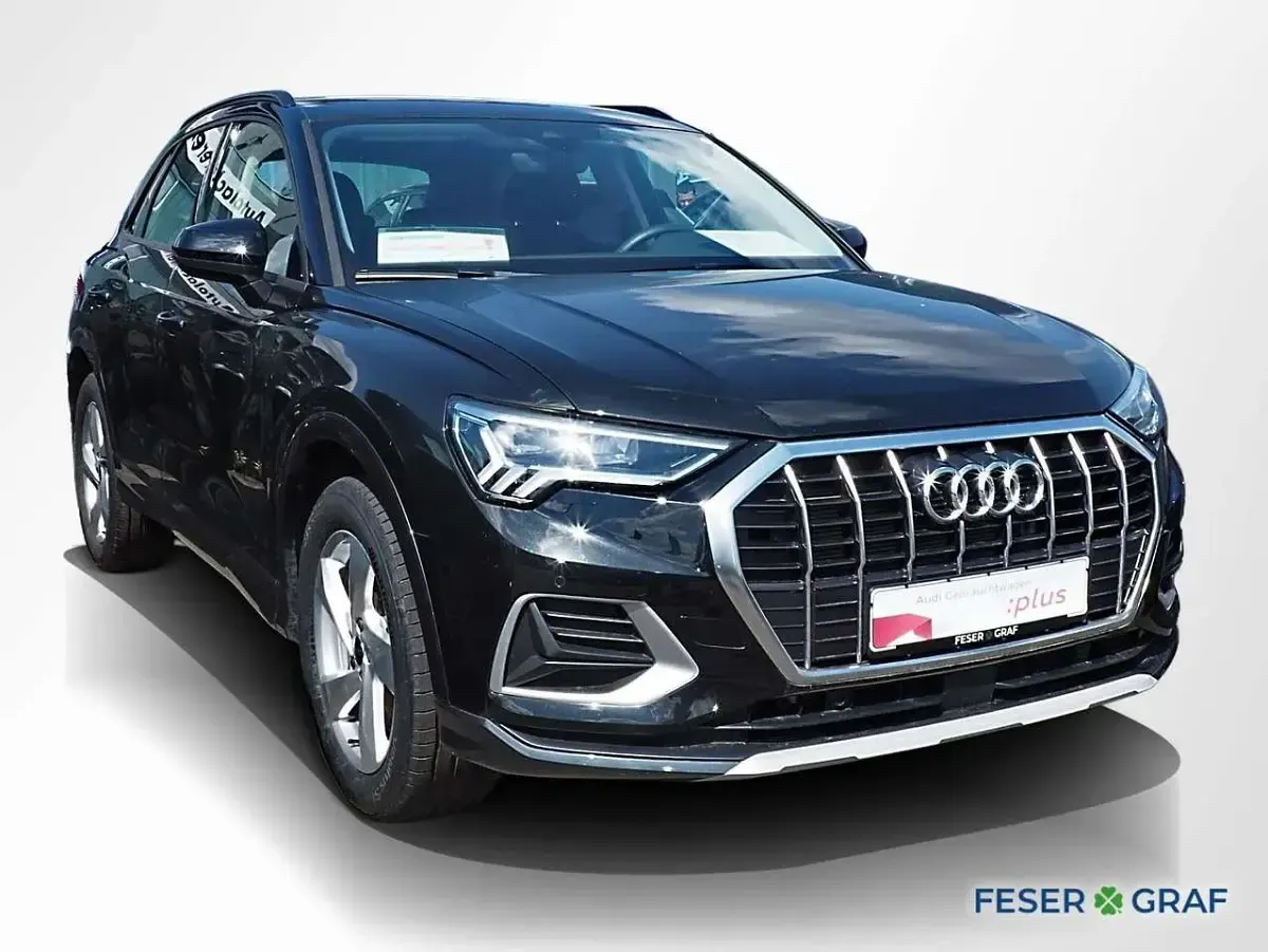 Gebraucht Audi Q3 Ambiente 150 PS (110 kW) 2025 Mythosschwarz metallic SUV