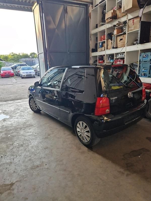 Gebraucht VW Lupo 50 PS (36 kW) 1999 Schwarz Kleinwagen