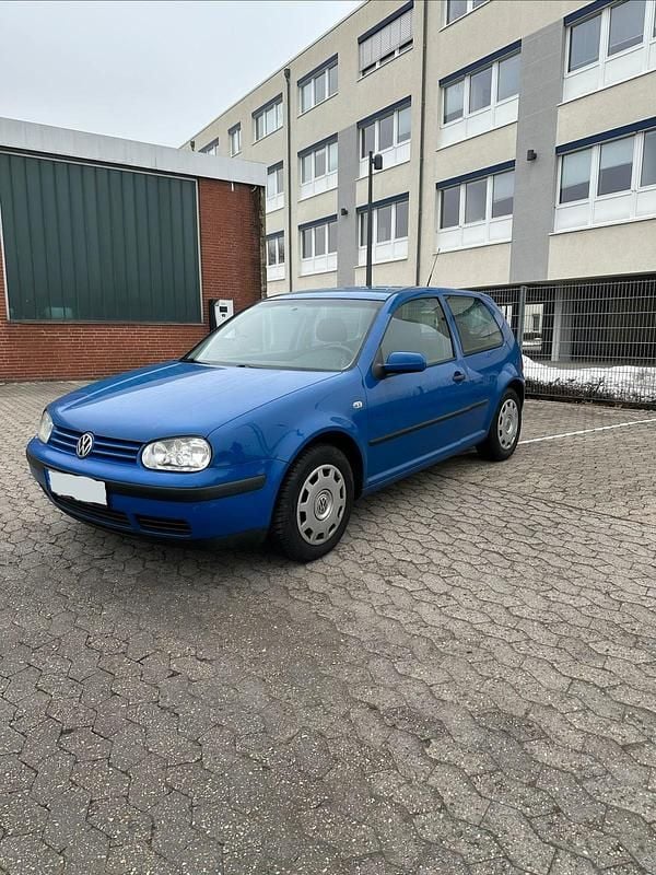 Gebraucht VW Golf IV Edition 75 PS (55 kW) 2001 Blau Limousine
