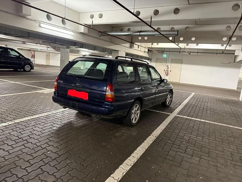 Gebraucht Ford Escort 75 PS (55 kW) 1998 Blau Kombi