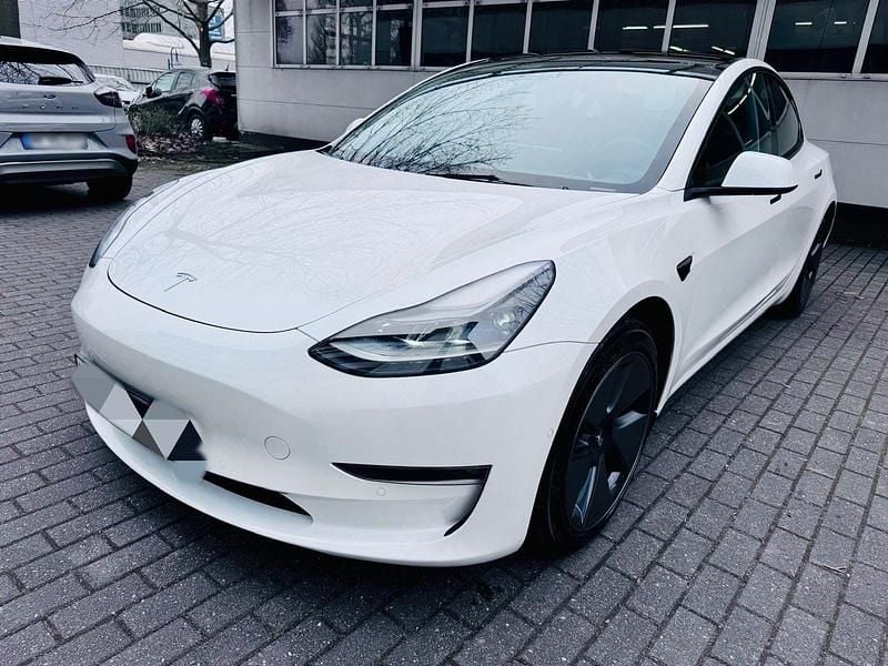 Gebraucht Tesla Model 3 366 kW (498 PS) 2022 Weiß Limousine