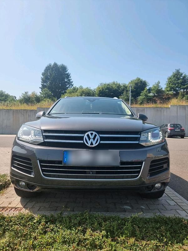 Braun Gebraucht 2012 VW Touareg SUV | 14.500 € (Guter Preis) - Bild 1/4