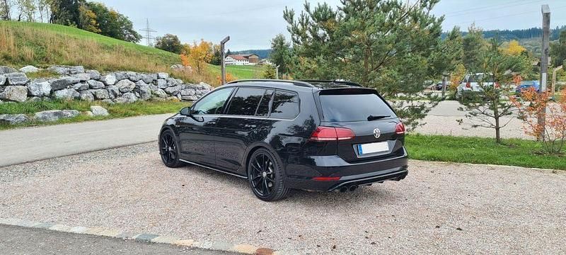 Gebraucht VW Golf VII R 310 PS (228 kW) 2017 Schwarz Kombi