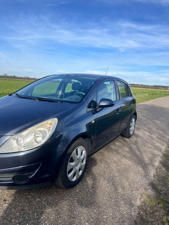 Second-hand Opel Corsa 80 CP (58 kW) 2009 Albastru Hatchback