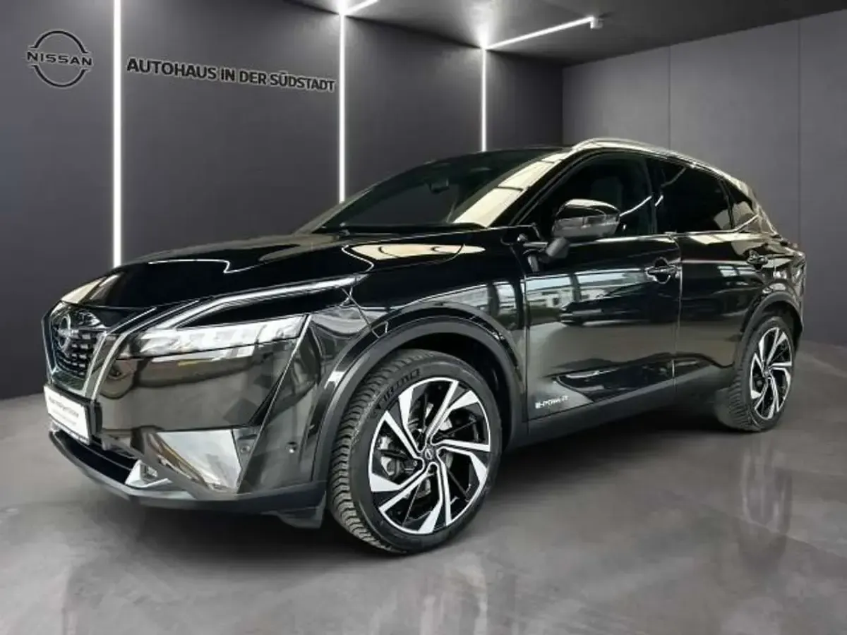 Gebraucht Nissan Qashqai Tekna+ 190 PS (139 kW) 2024 Schwarz SUV