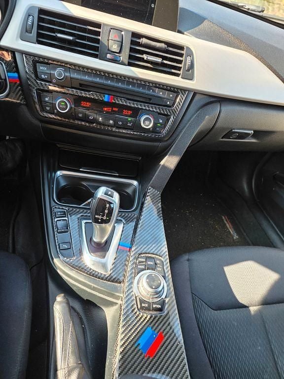 Gebraucht BMW 320 Performance 184 PS (135 kW) 2014 Silber Limousine